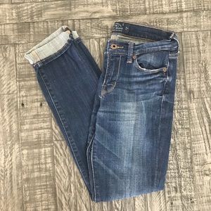 Medium denim jeans